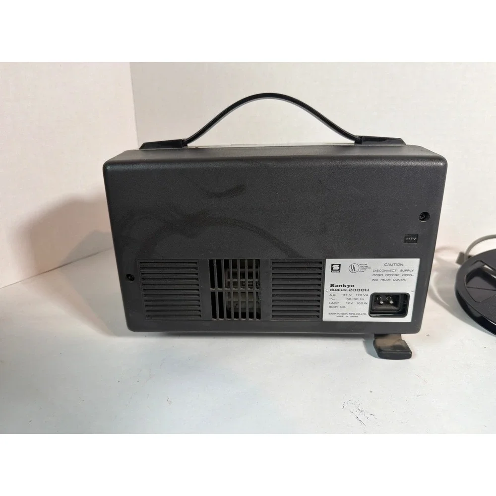 Sankyo Dualux-2000H Movie Projector Super 8 Regular 8mm Vintage Film Japan